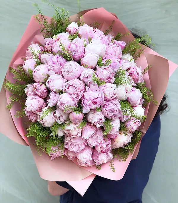 Royal Deluxe Pembe 50 Şakayık Buketi