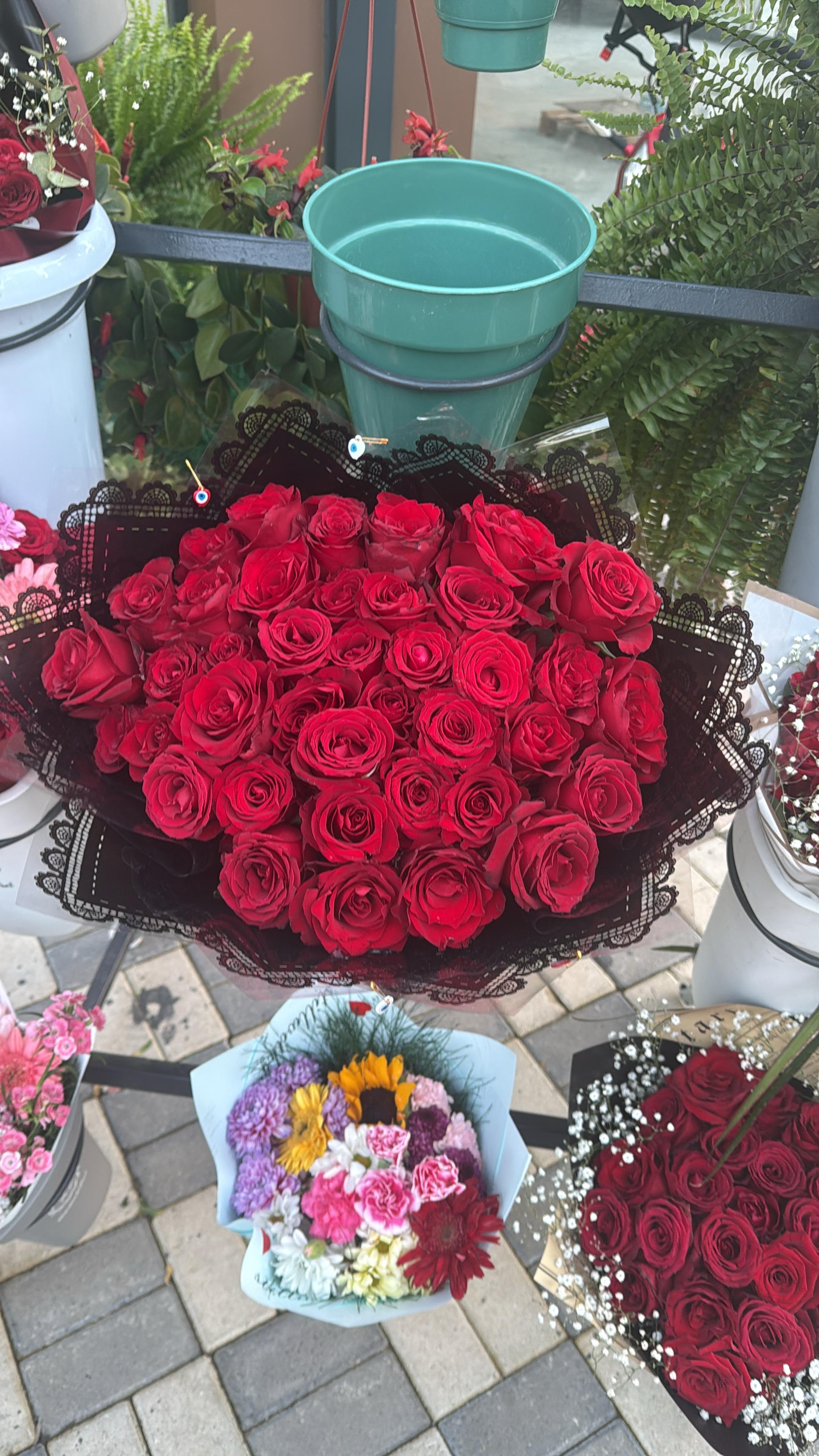 Kırmızı Gül Buketi (Romantik)