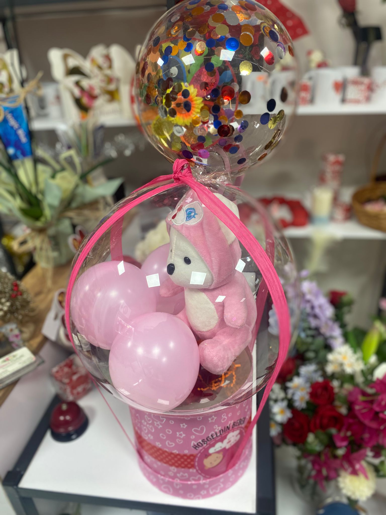 Bebek balon çiçek arajmanlari
